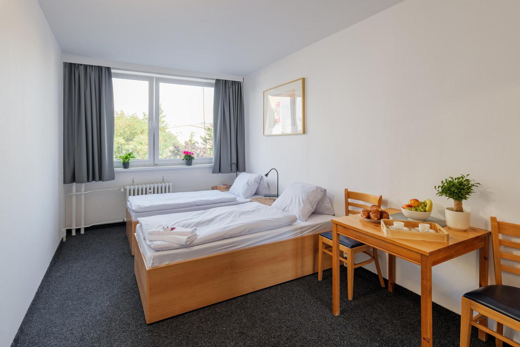Cooliving Hostel Prague Luaran gambar