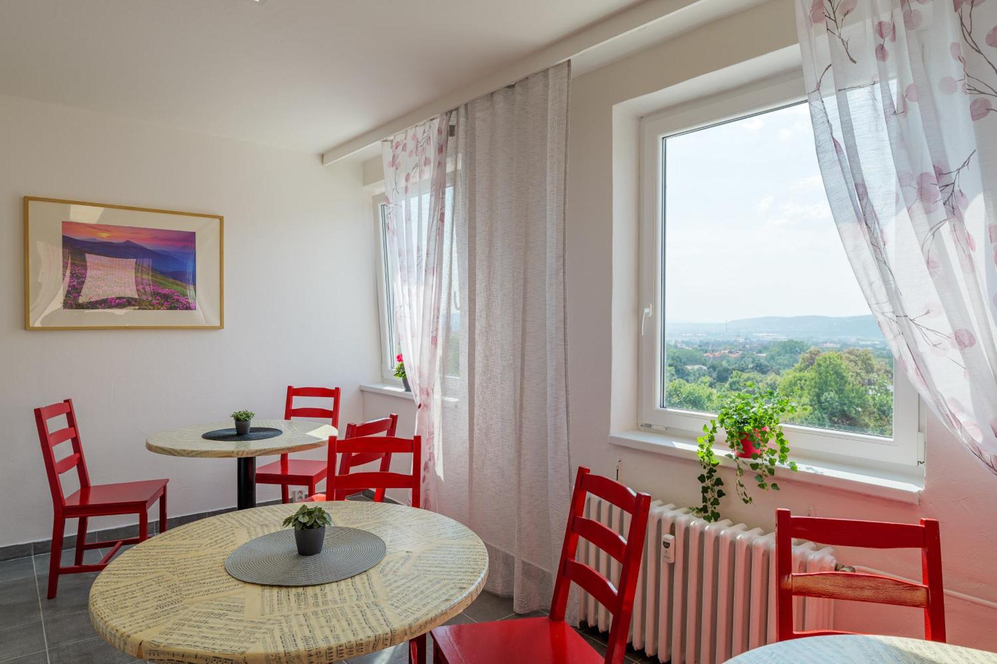 Cooliving Hostel Prague Luaran gambar